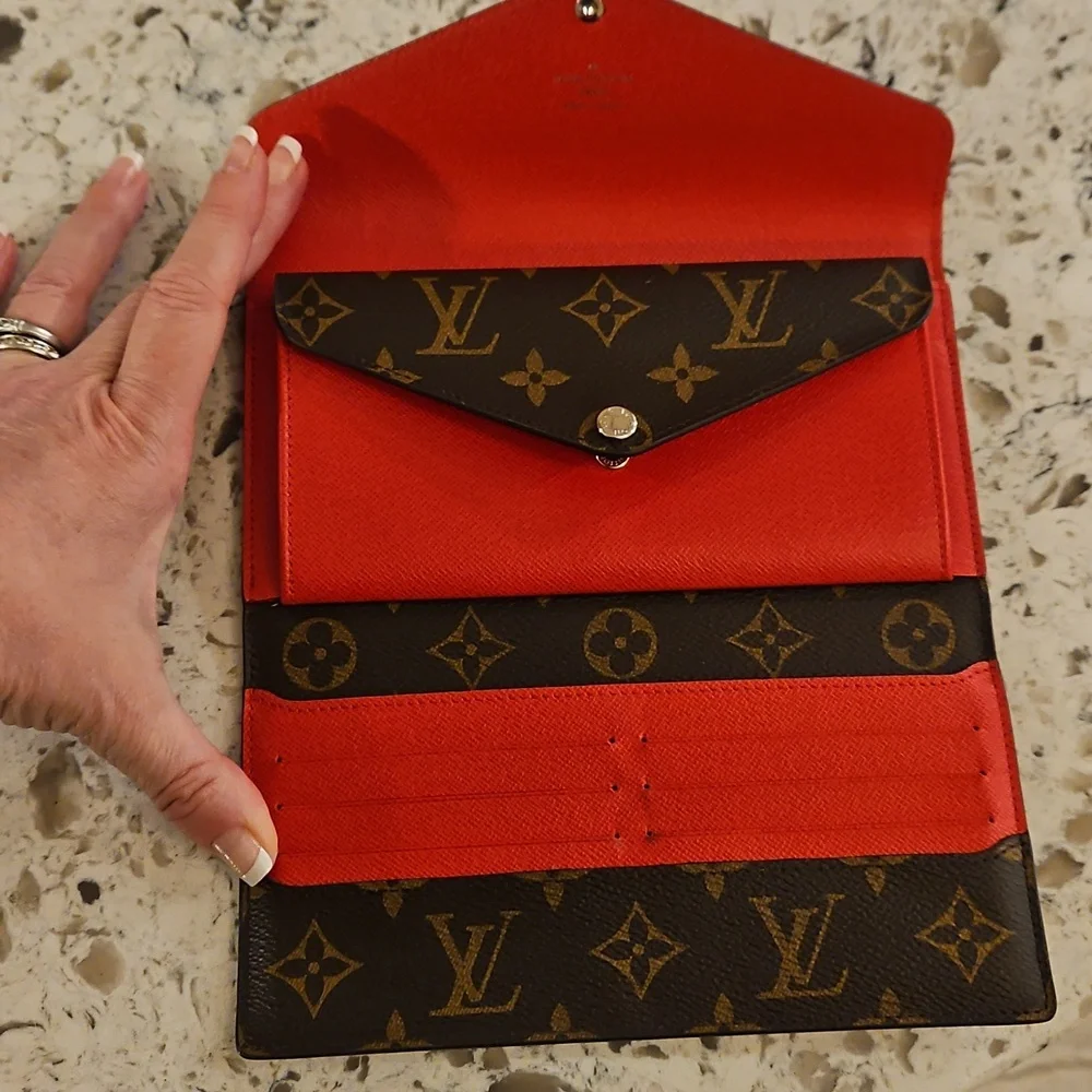 Louis Vuitton Epi Monogram Marie-Lou Long Wallet RARE - Picture 8 of 15